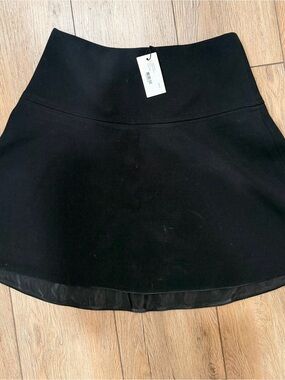 Black A-Line Mini Skirt - Classic Women's Skirt 0346